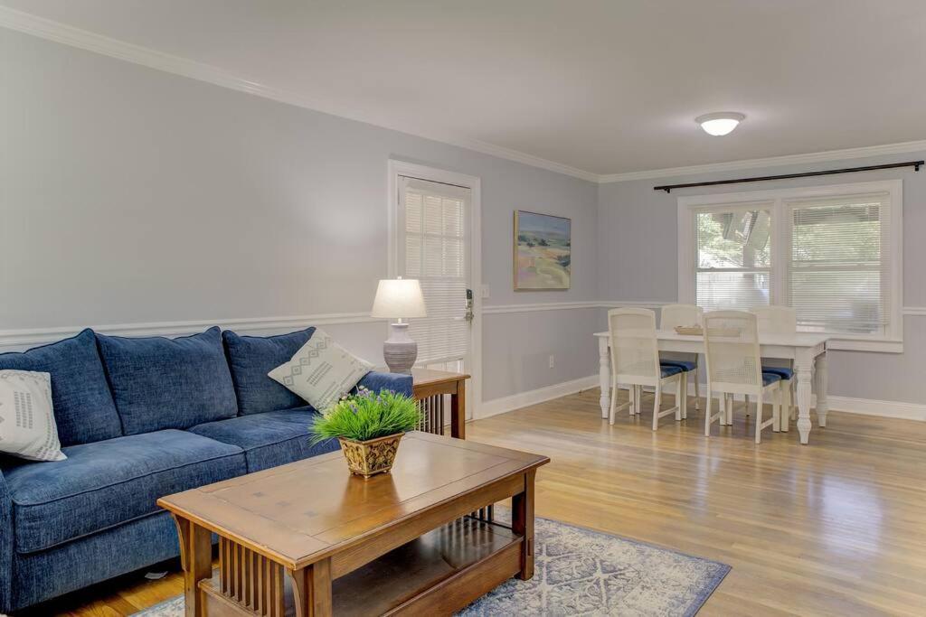 Charming Home Near Folly & Downtown Charleston Exterior photo